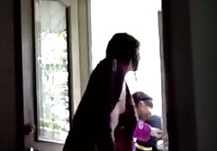 Debajo de la mesa vacante abuelas amateur follando